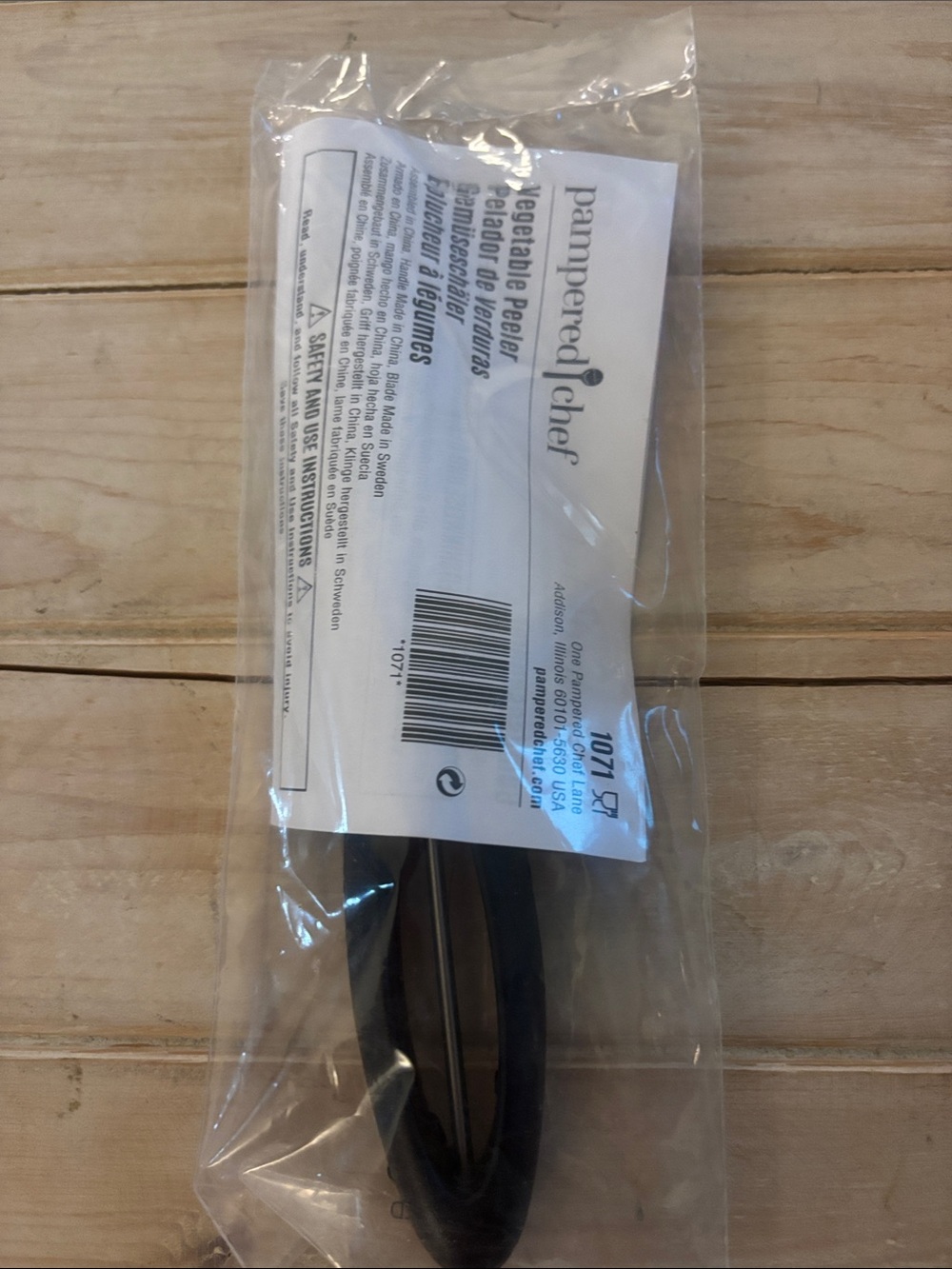 Pampered Chef Stainless Steel Peeler Vegetable Potato Peeler